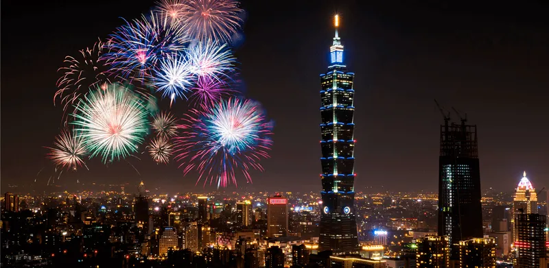Spark and sizzle to Taipei’s Nan Shan Plaza in time at the new year countdown fireworks