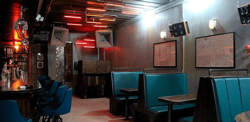 Jupiter Disco boasts grooves with M Series