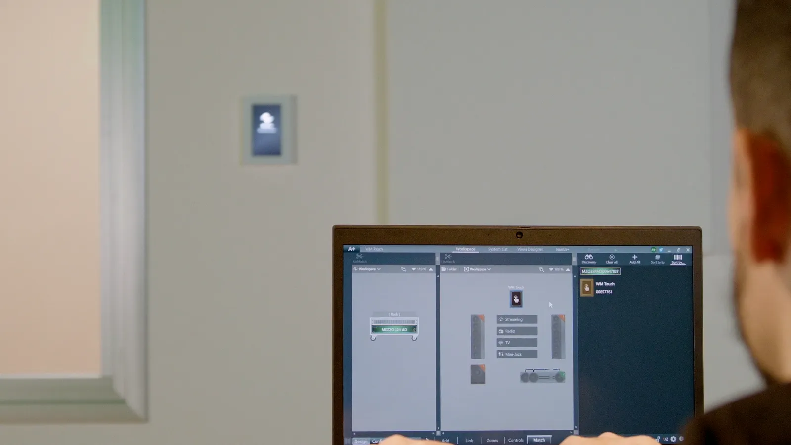 How to control a system with the WM Touch