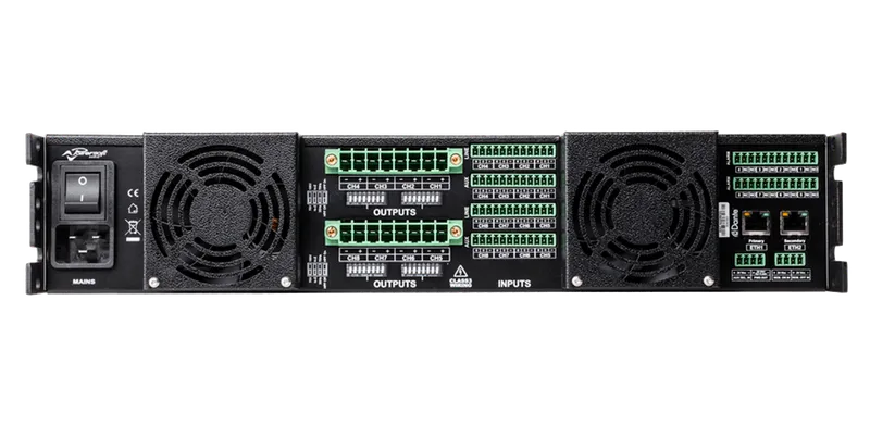 Amplificatore Ottocanali 8K4 DSP+D, pannello posteriore con due ventole, connettori Euroblock e porte Ethernet