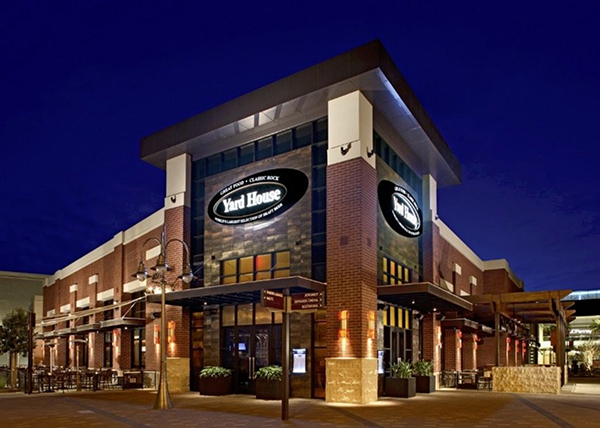 yard-house-1.jpg